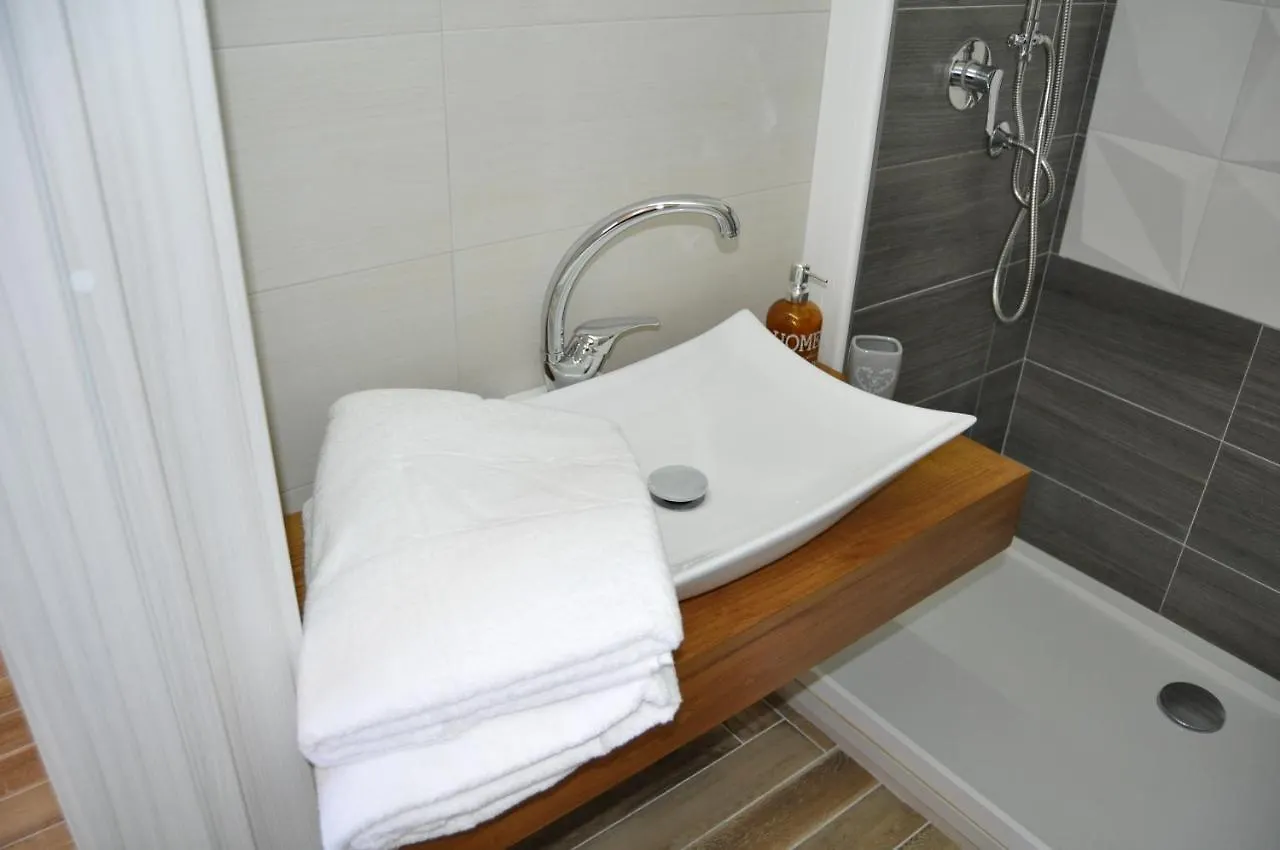Bed and Breakfast Calypso Il Binario Elegance Palermo Italia